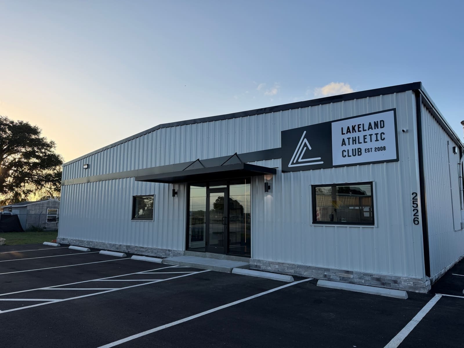 Strength coaching at Lakeland Athletic Club in Lakeland